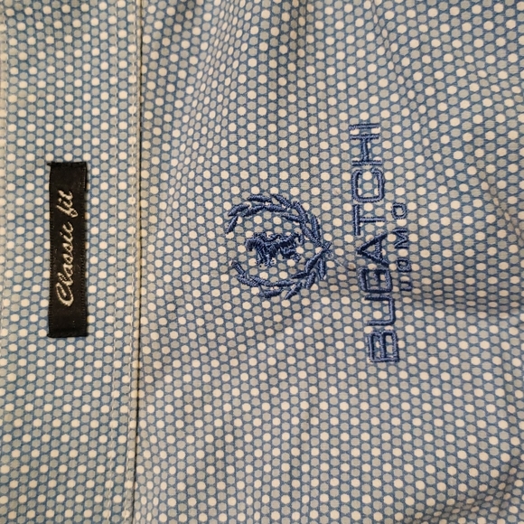 Button down - Picture 3 of 4